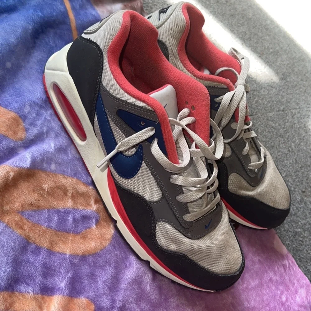 Shoes Nike air - Picture 1 of 1